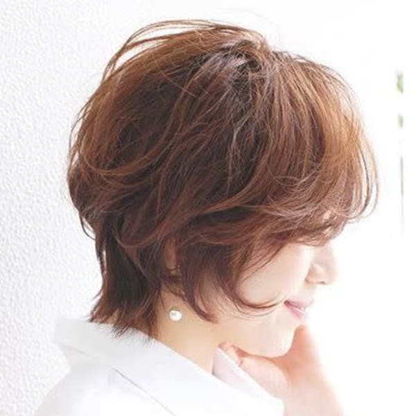 綺麗なサイドシルエット30代40代50代大人気くせ毛風ショー