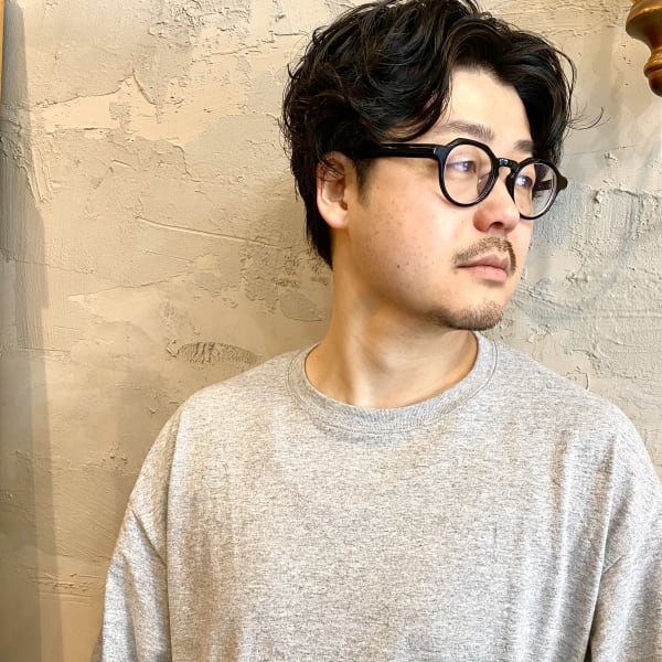 【メンズのオススメ順】40代/パーマ/ミディアムの髪型・ヘアスタイル 楽天ビューティ