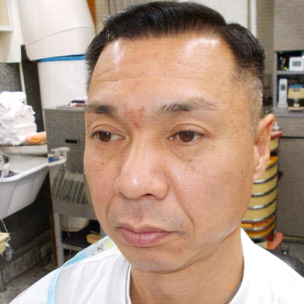 フェードカット