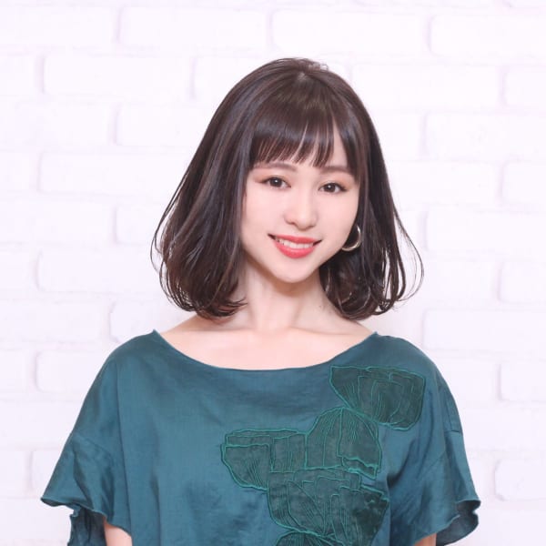 短め前髪の大人ボブ 毛先だけパーマをかければセット楽ちん!