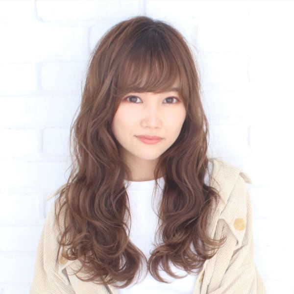大人可愛い!コテ巻き風デジタルパーマロング