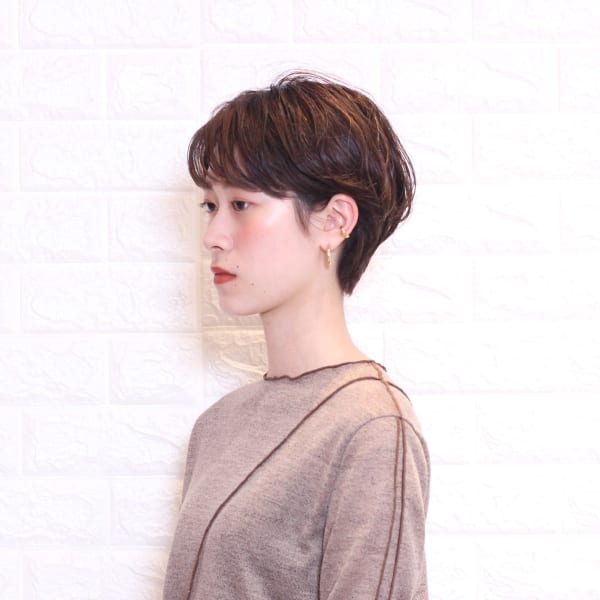 頭の形がキレイに見える、小顔に見える!大人の丸みショートボブ