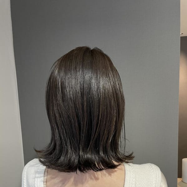 ○透明感カラー○外ハネミディアム