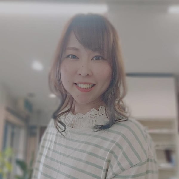 髪きりむし【カミキリムシ】のスタッフ紹介。西山　美智子