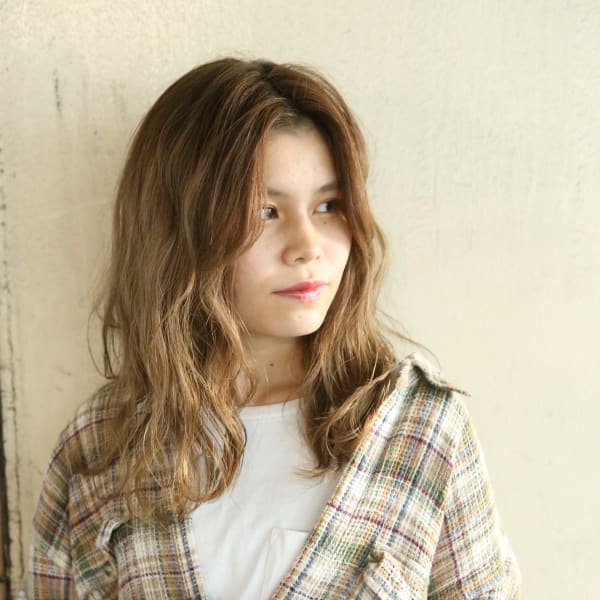 ヴェールのように柔らかな外国人スタイル|ambiance 千里丘店