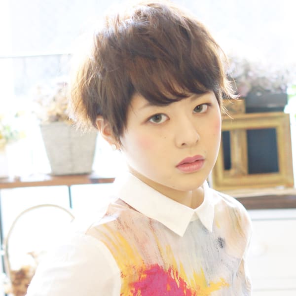 “スポーティー×フェミ”ショート