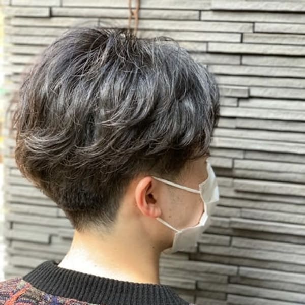 【サロンスタイル】カジュアルもビジネスにもキマるパーマヘアー