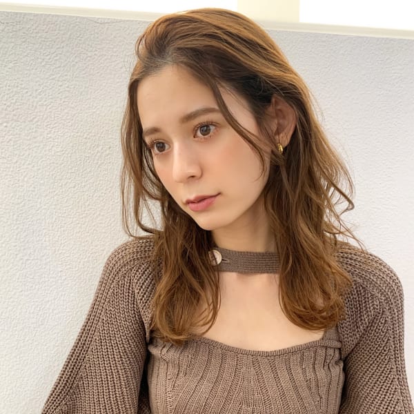 【山田】シアベージュクアンクレイヤー無造作パーマセミディ