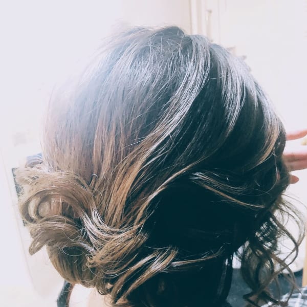 ボブ風アップスタイル