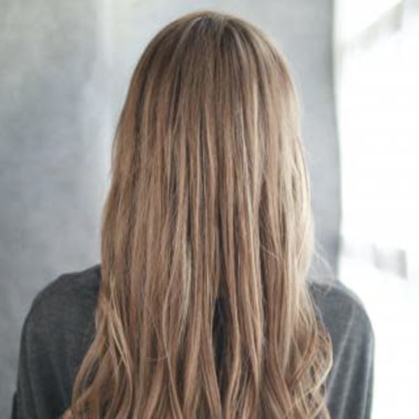 かきあげバングの大きなゆるミックスカール