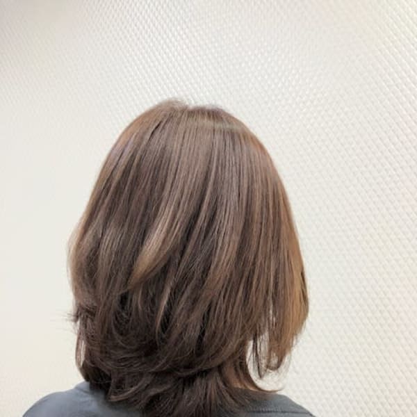 小顔/ひし形/前上がり/ミディアム/暖色系/白髪染め/40代