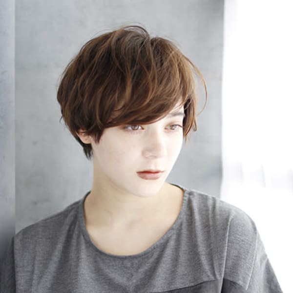 20代30代40代 記憶に残る小顔ショート【宝塚】