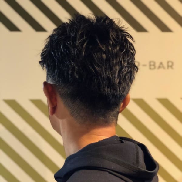 大人の刈り上げスタイル【BARBER-BAR】