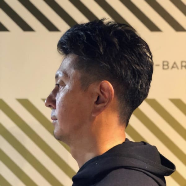 大人の刈り上げスタイル【BARBER-BAR】