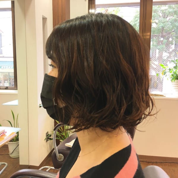 ショートボブの「ゆるウェーブ」|IGOLAGI hair design