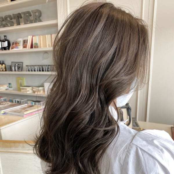 【CHESTER】ベージュカラー 韓国巻き