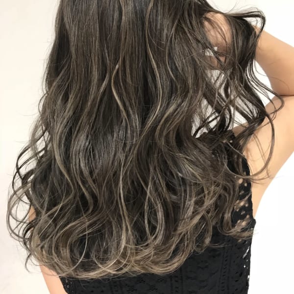 amble luxe 【アンブル リュクス】ヘアカラー♪