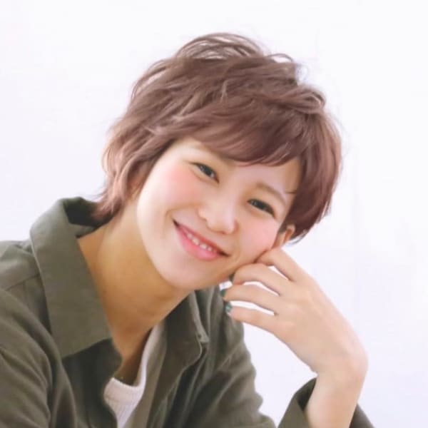 ナチュラルカジュアルショート