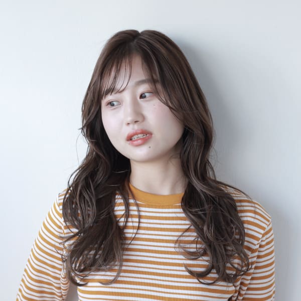 やわらか外ハネ シャイニー ロング