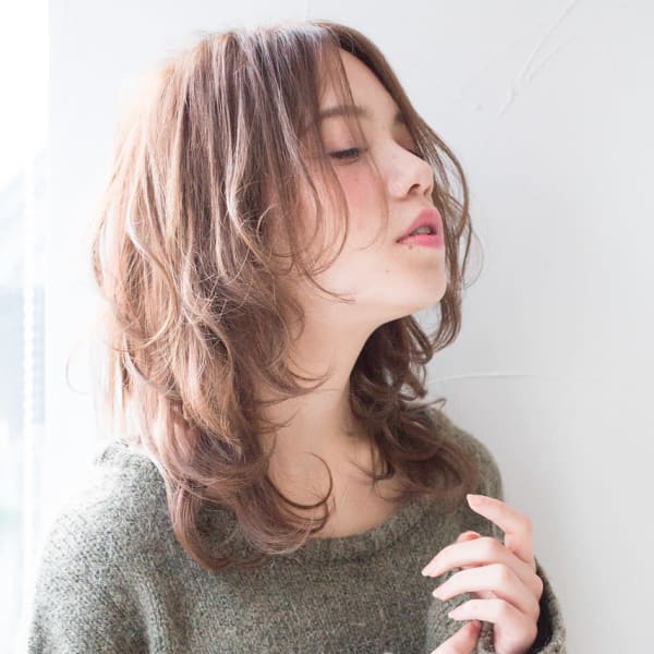 【メディア掲載多数！！】ゆるふわセンターパートウルフ