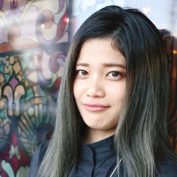 ハイトーンカラー×ストレート