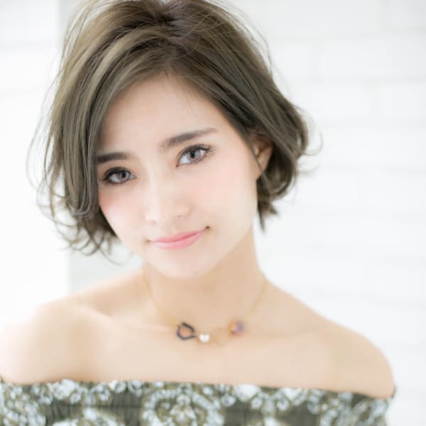 【大人な色気♪】ダブルカラーでしっかりブリーチ&くすみ色♪