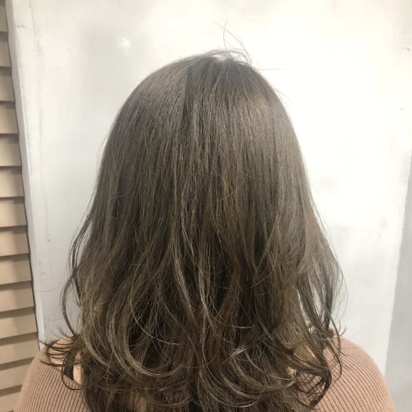 【莉子】不器用でも手入れ簡単！レイヤーカット