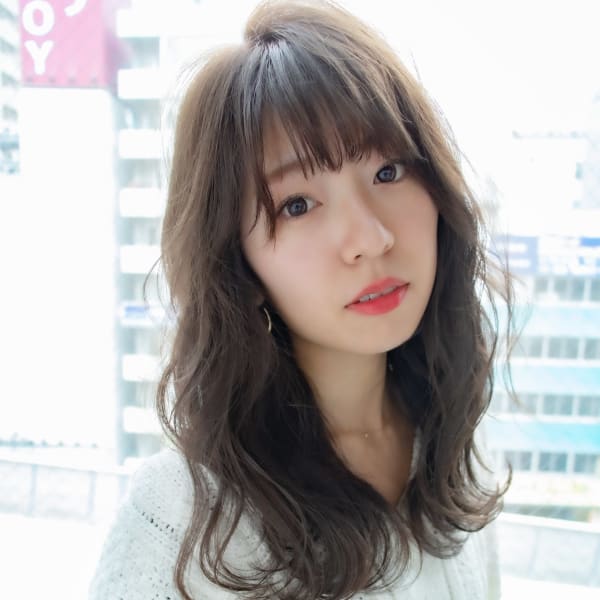 大人な抜け感スタイル|lit hair 東山公園店