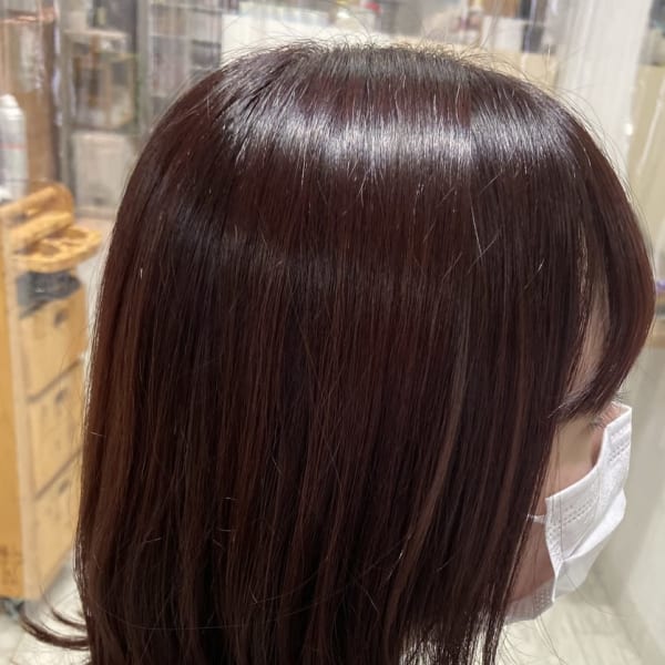 切りっぱなしとブリーチなしのボルドーピンク|vi-dro 吉祥寺店