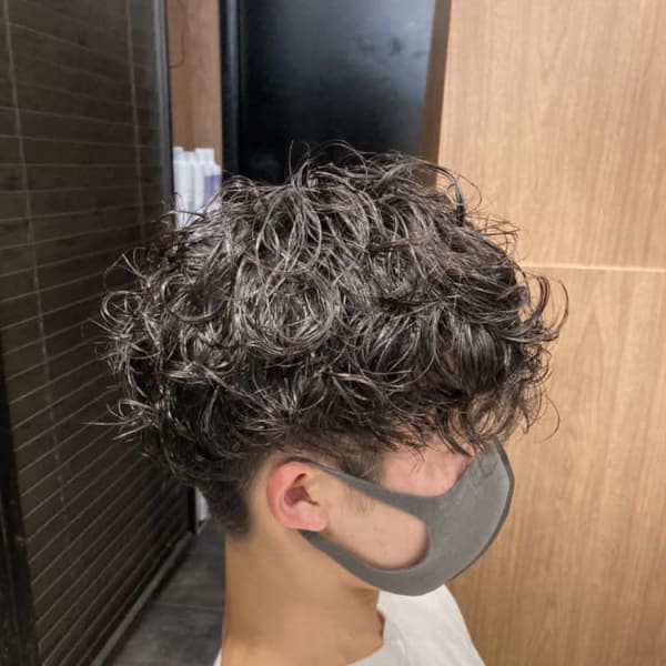 無造作セミツイストスパイラルパーマ【佐藤和弥】