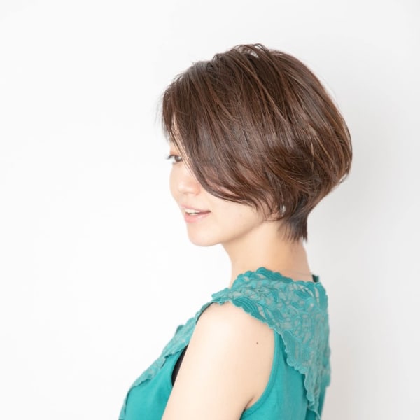 大人気☆オトナ可愛い前下がりボブ