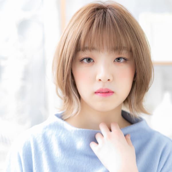 ペールベージュで外国人風★小顔くびれミディ　ヴェールカラー