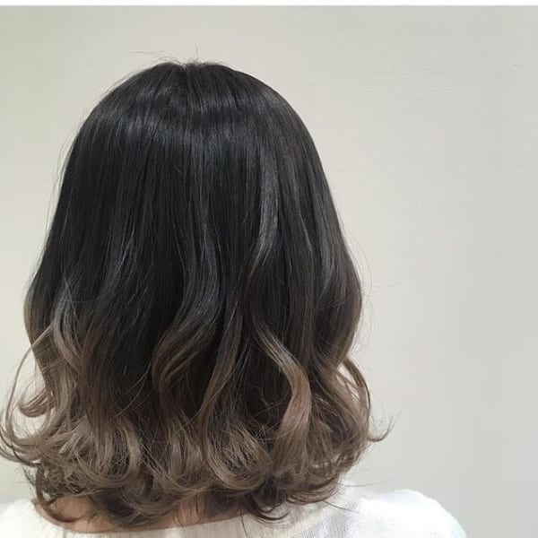 ベージュグラデーション