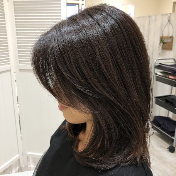 ゆる内巻きミディ