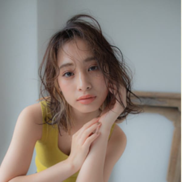 【DiMPlE越谷 越谷】ウルフ風セミロング×インナーカラー|DiMPlE 【ディンプル】 越谷/越谷駅前