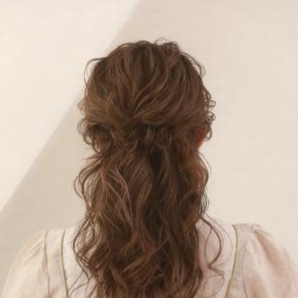 Aube Hair 韓国風 ナチュラルセンターパート Aube Hair Fairy 鹿児島店 オーブヘアフェアリーカゴシマテン のヘアスタイル 美容院 美容室を予約するなら楽天ビューティ