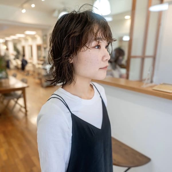 《中目黒サロンe's》80s風ニュアンスパーマ【Genta】