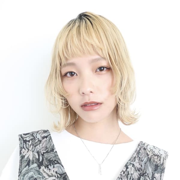 ハイトーンウルフカット