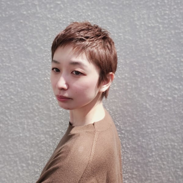 ショートレイヤーカット