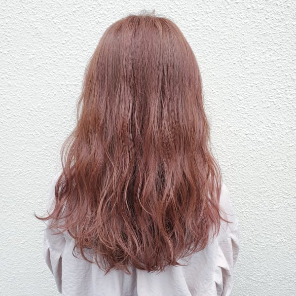 柔らかピンクベージュ