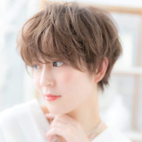 ナチュラルマッシュ透け感ニュアンスカラー こなれヘア