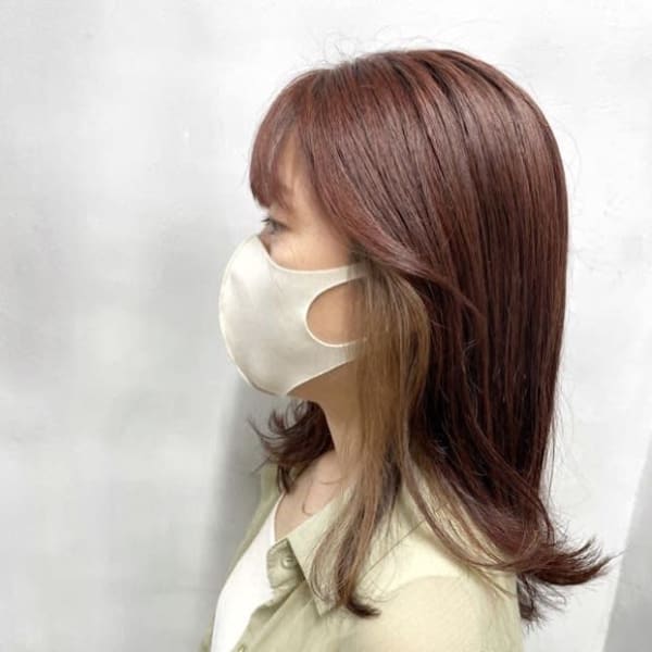 大人ピンクベージュイヤリングカラー