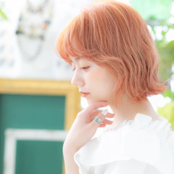 くせ毛風フェザーボブ×オレンジベージュ シースルーバング