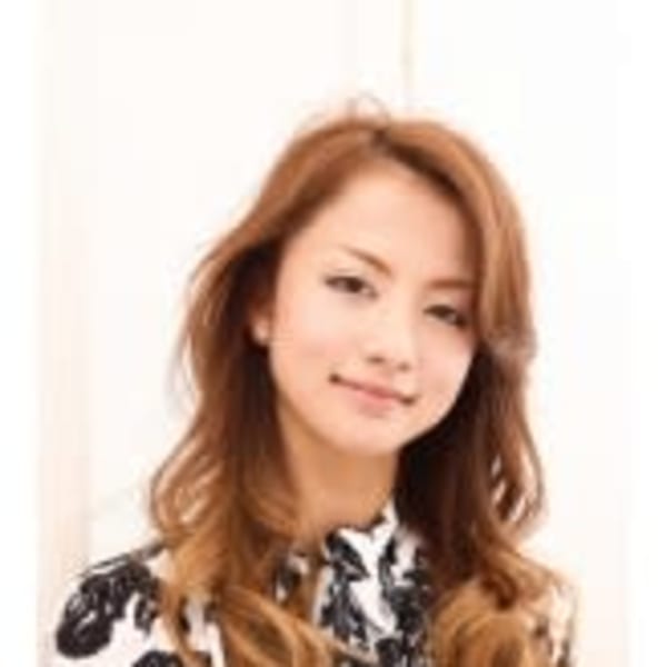 グラデで見せるフワッと