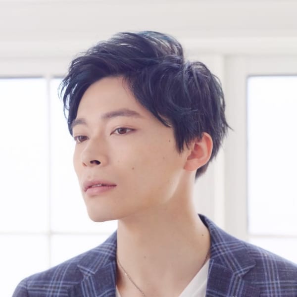 アップバングショート