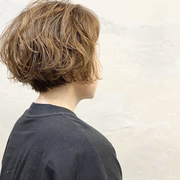 柔らかい質感になるパーマ