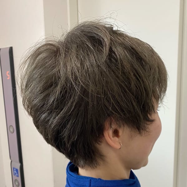 グレージュ/スモーキーベージュ/ダブルカラー/髪質改善/天神