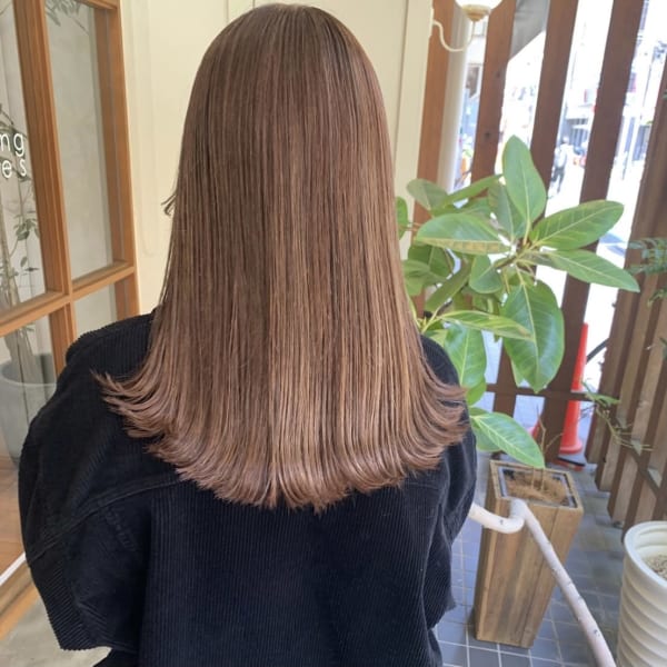 《e's中目黒美容室》ケアブリーチ×ミルクティ【Genta】