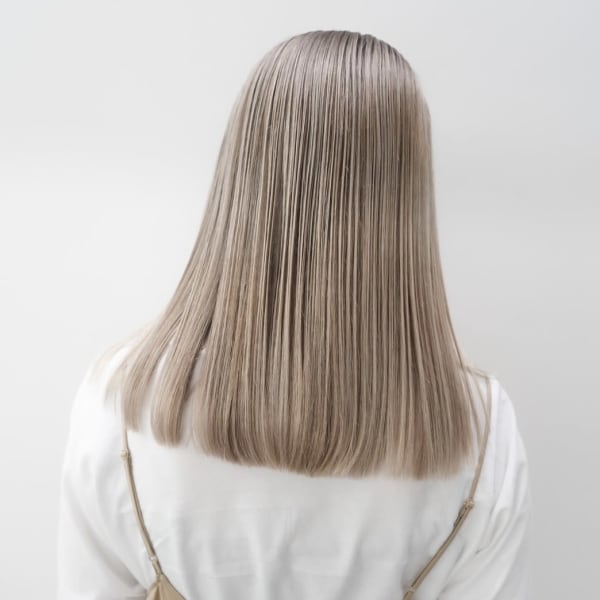 《e's中目黒美容室》透明感ブロンドベージュ【Genta】