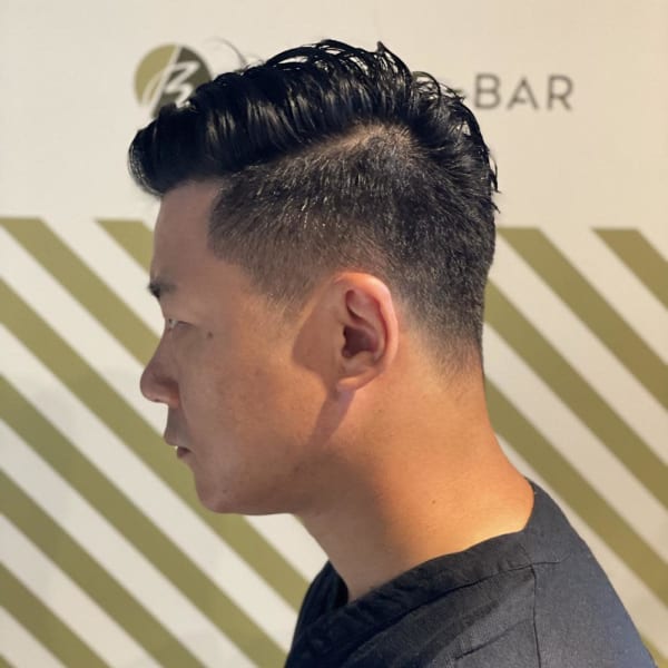 大人のサイドパートスタイル【BARBER-BAR】